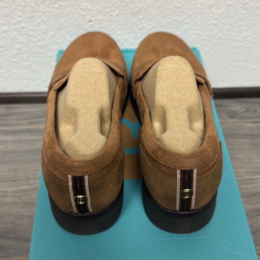 Bzees Fast Track Loafer (WIDE) - Picture 9 of 11